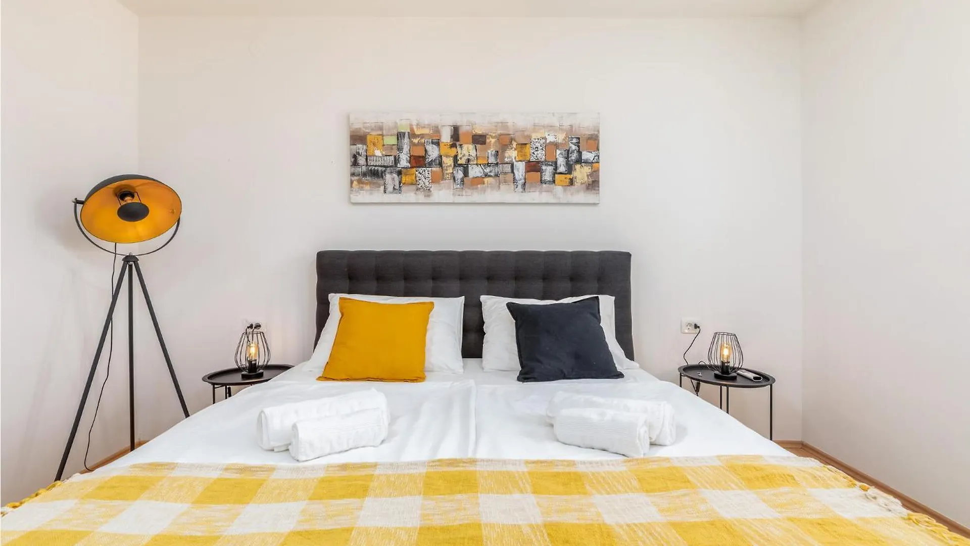 Lovely Home In Pula With Wifi